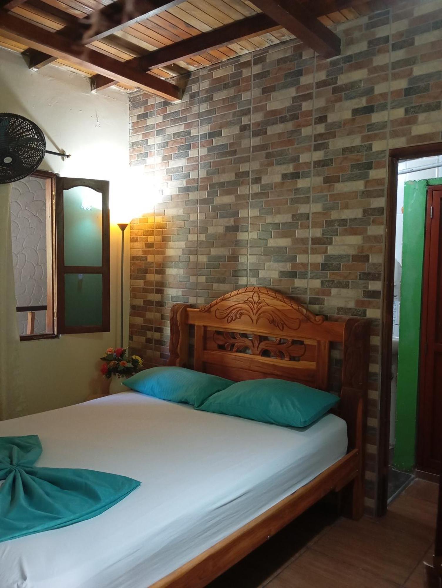 Hostal Los Wichos มินกา ภายนอก รูปภาพ